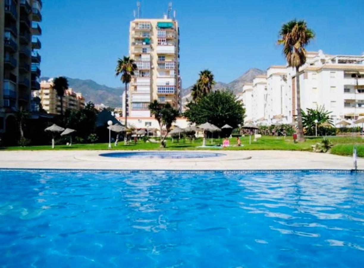 Precioso Estudio Frente Al Mar Con Piscina ベナルマデナ エクステリア 写真