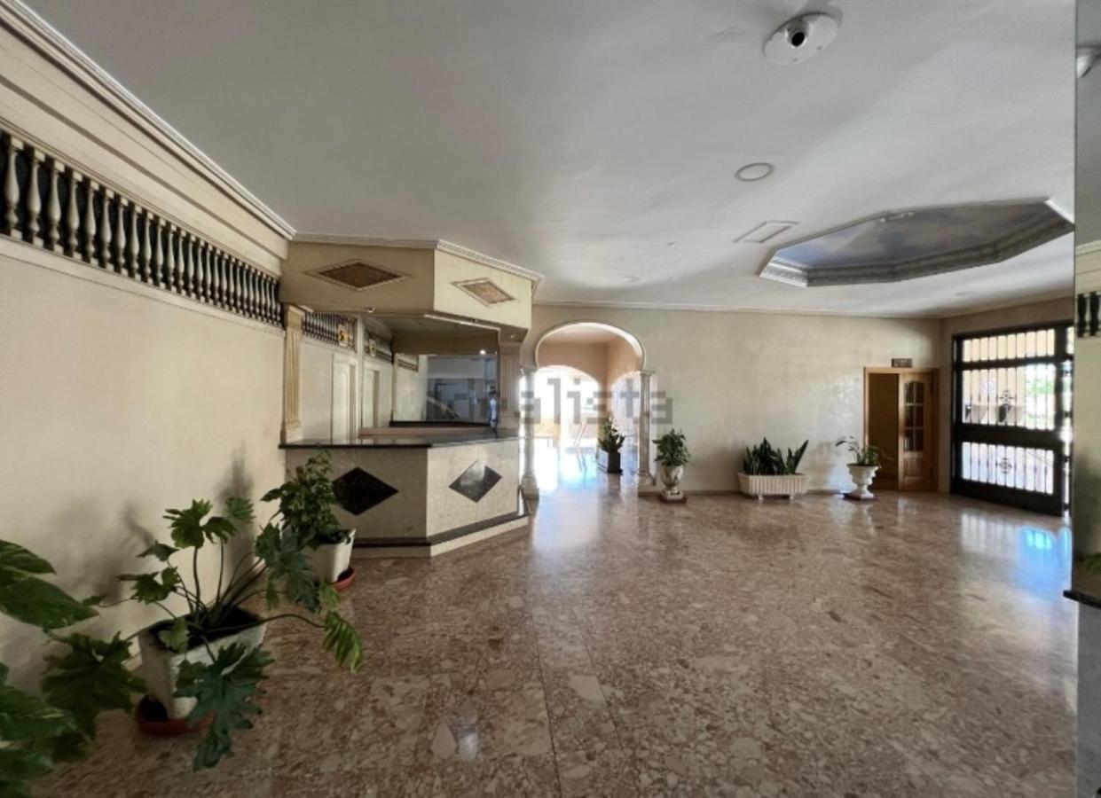 Precioso Estudio Frente Al Mar Con Piscina ベナルマデナ エクステリア 写真