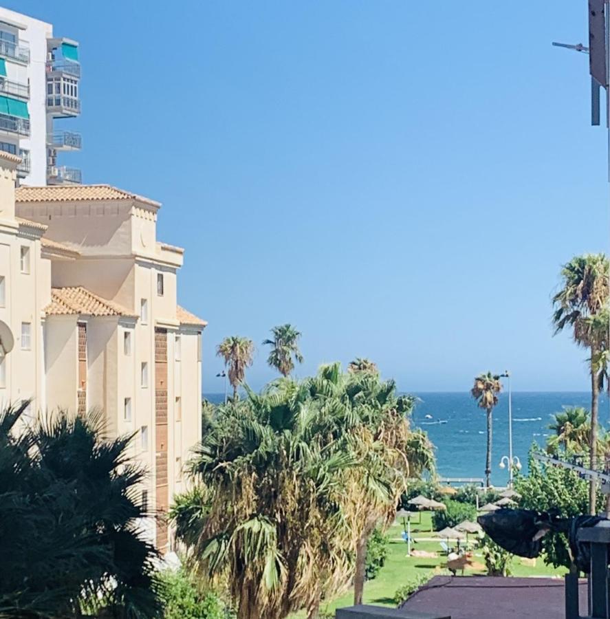 Precioso Estudio Frente Al Mar Con Piscina ベナルマデナ エクステリア 写真