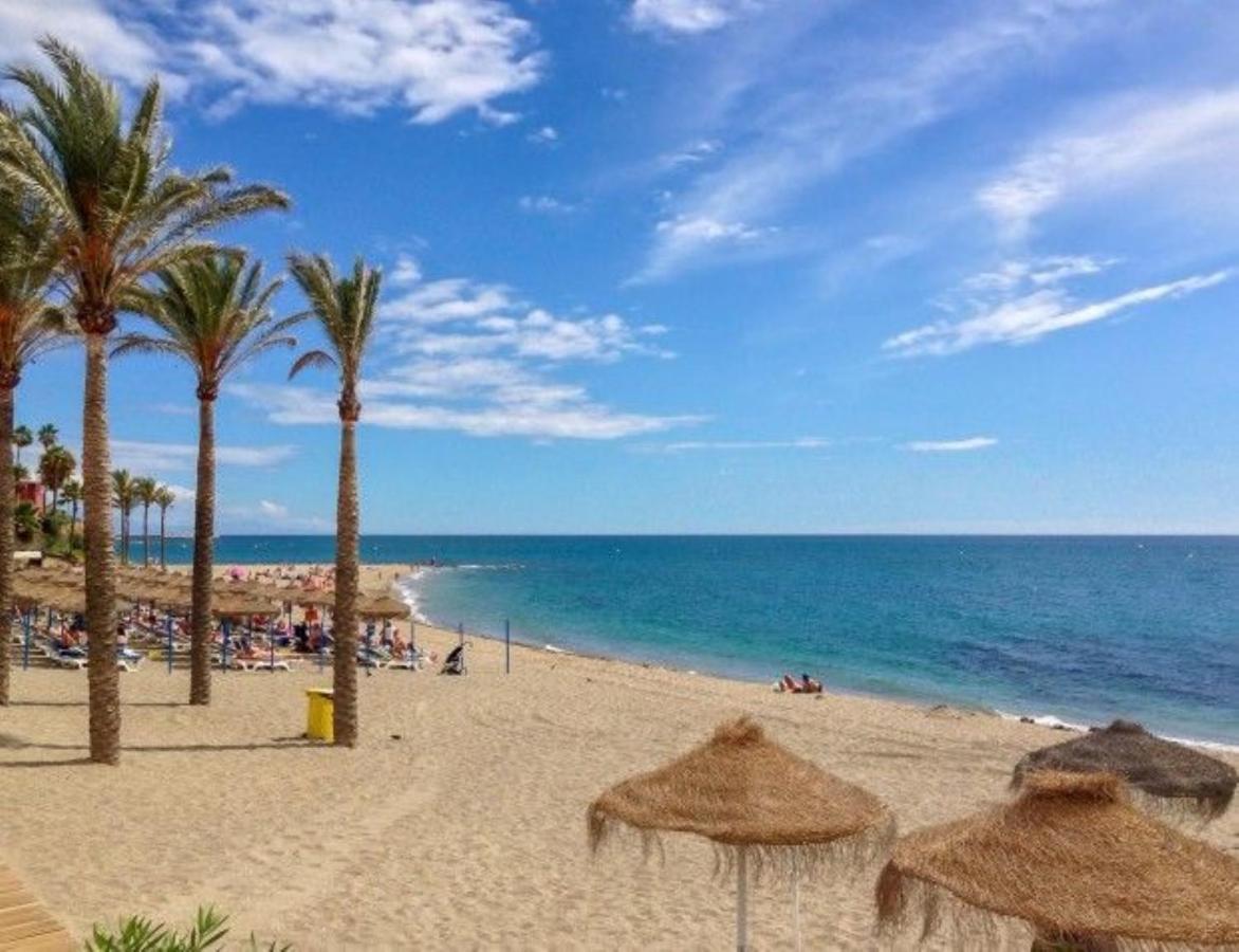 Precioso Estudio Frente Al Mar Con Piscina ベナルマデナ エクステリア 写真